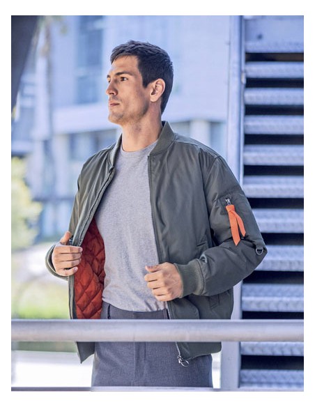 REG-TRA255-Pro Pilot Jacket 2